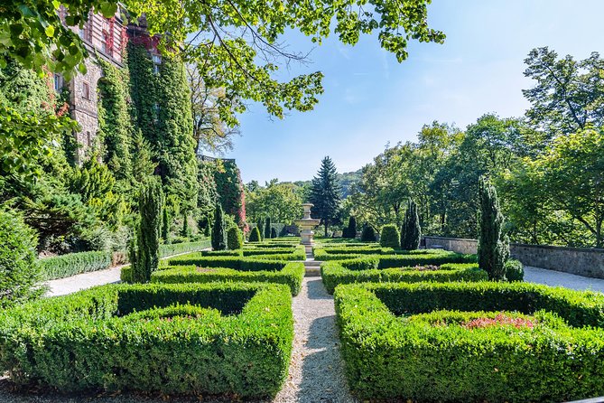 Wroclaw To Ksiaz Castle and Church of Peace in Swidnica - half day tour - Is $149.67 per person good value?