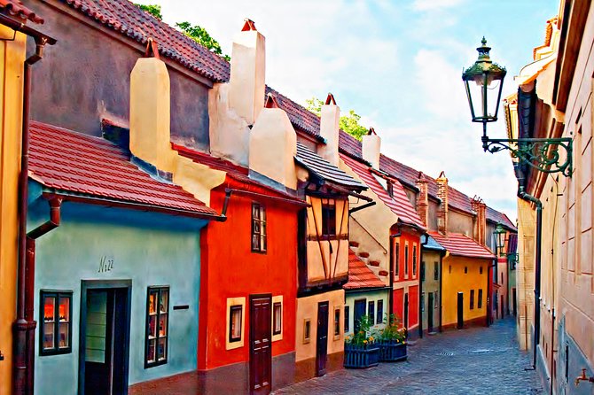 Wroclaw to Prague Day Trip - Five hours to build your own Prague day