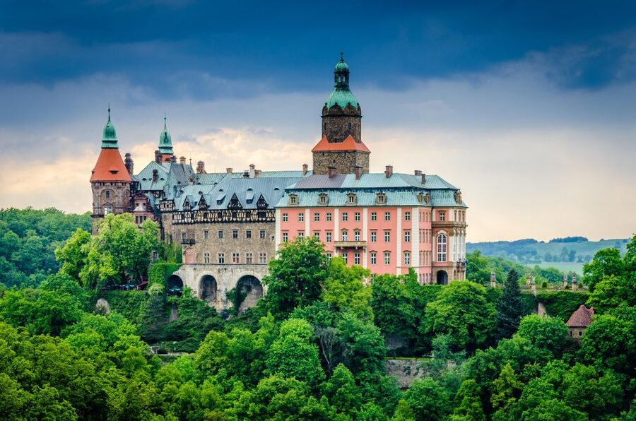 Wroclaw to Rock City in Adrspach and Ksiaz Castle day trip - Who should take this day trip