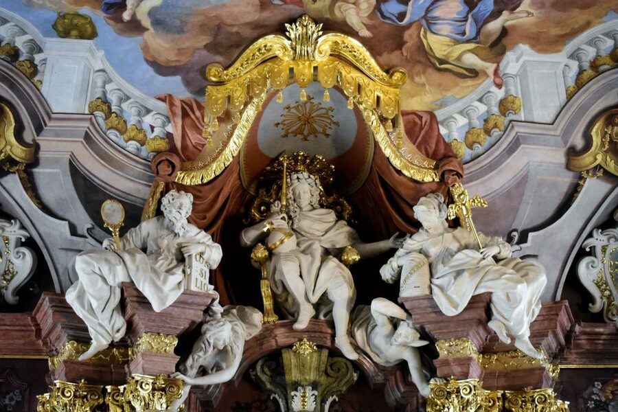 Wroclaw: University Baroque Tour - Possible room restrictions and other limits