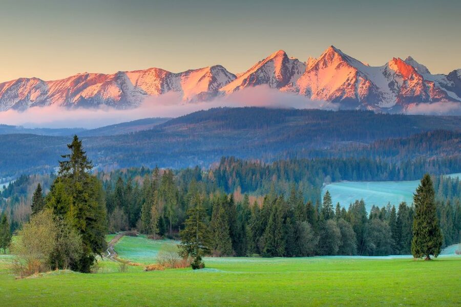 Zakopane and Chocholow Thermal Baths Tour from Krakow - Should you book the Zakopane and Chocholow tour?