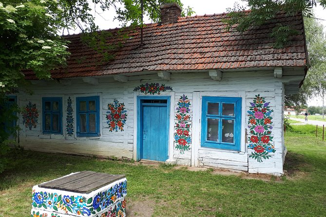 Zalipie Private Tour from Krakow The Painted Village - Spending 90 minutes around Zalipie